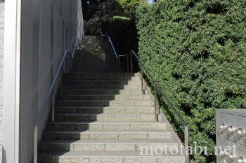 日枝神社への階段