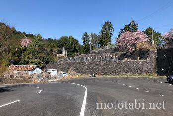 桜大仏・壷阪寺（つぼさかでら）の駐車場