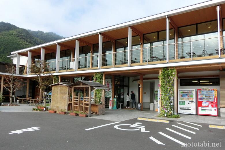 おしゃれな「道の駅よって西土佐」