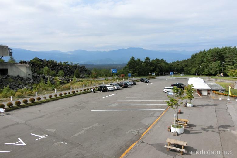 鬼押出し園の駐車場