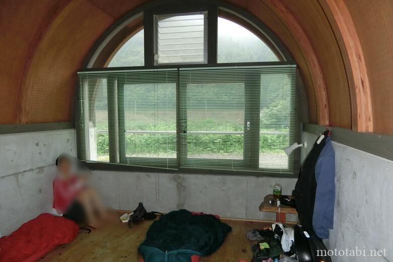 ライダーズイン四万十の室内