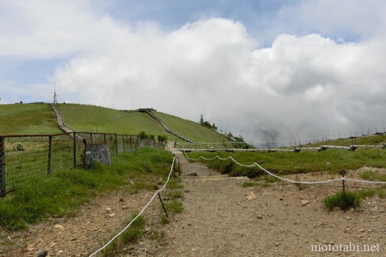 剣山山頂の近く